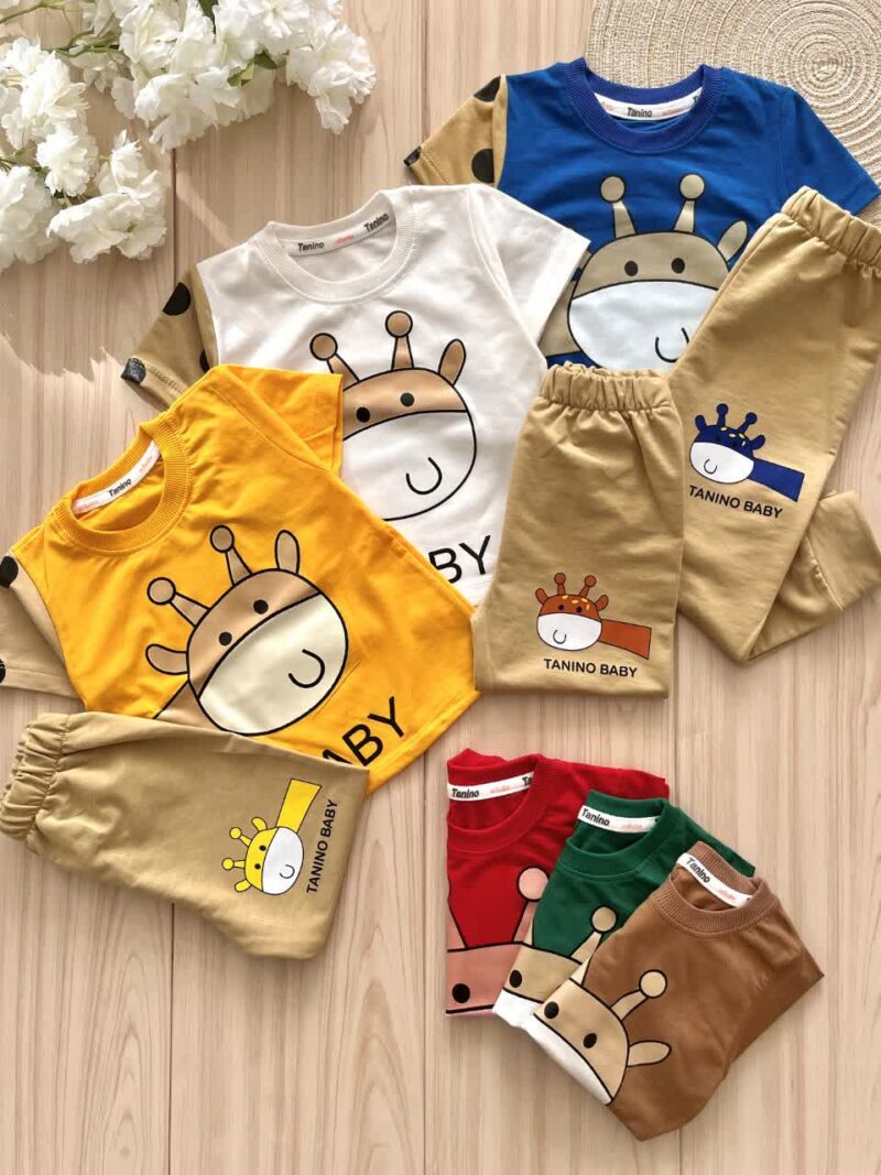 لباس بچه گانه تیشرت شلوار زرافه BABY