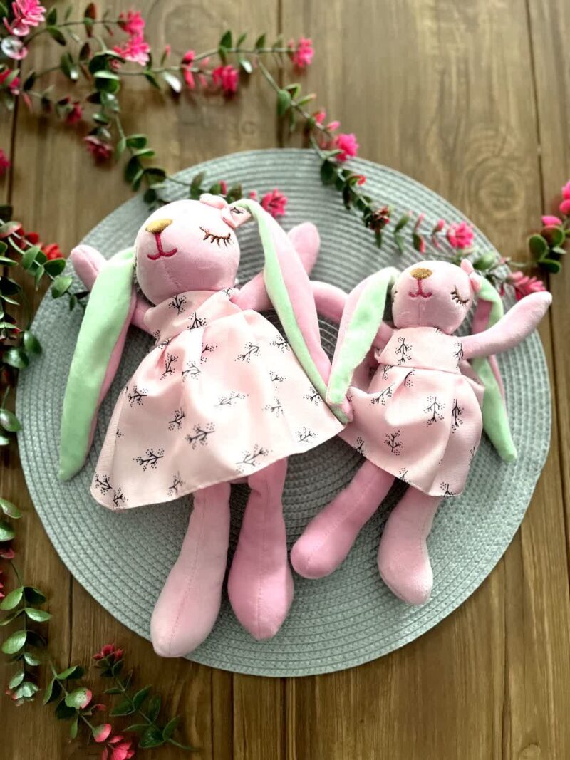 عروسک خرگوش خوابیده
